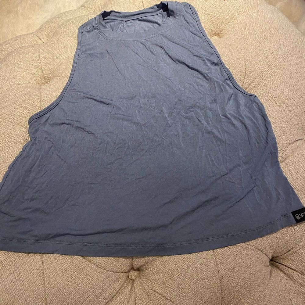 KTF tank, size small